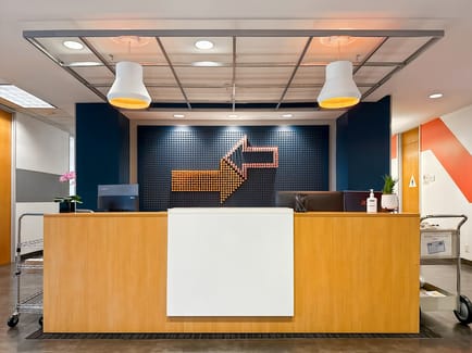 Image 2 of Regus - 12100 Wilshire Blvd - Brentwood - Los Angeles - CA