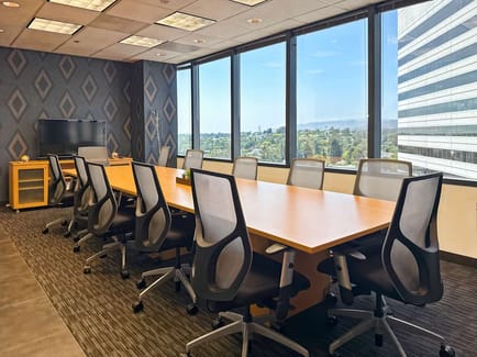 Image 3 of Regus - 12100 Wilshire Blvd - Brentwood - Los Angeles - CA