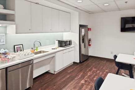 Image 20 of Regus - San Antonio - Colonade I Building - Texas