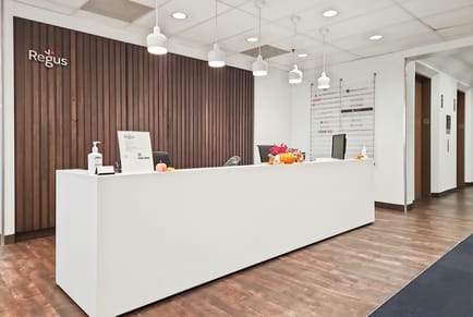 Image 3 of Regus - San Antonio - Colonade I Building - Texas