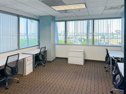Image 12 of Regus - W. 190th St. - Gardena - Torrance - CA