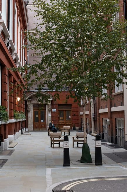 Image 11 of Lentaspace - Tokenhouse Yard, EC2 - Bank