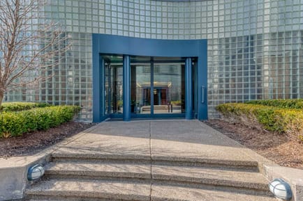Image 1 of Regus - Liberty Center - West Big Beaver Rd - Troy