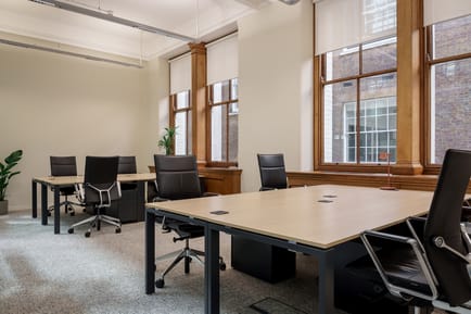 Image 2 of The Argyll Club - Central Court - 25 Southampton Buildings, WC2A 1AL - Chancery Lane