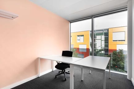 Image 8 of Regus - Lakeside Geneva Building - Chemin Jean-Baptiste Vandelle 3A - Versoix