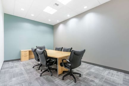 Image 3 of Regus - Highland Pointe - Roseville