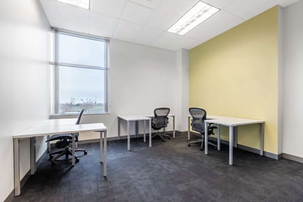 Image 6 of Regus - Highland Pointe - Roseville