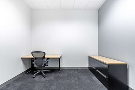 Image 7 of Regus - Highland Pointe - Roseville