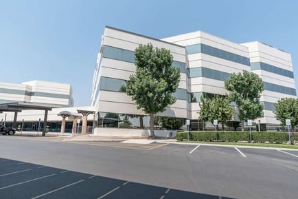 Image 1 of Regus - California Ave - Bakersfield