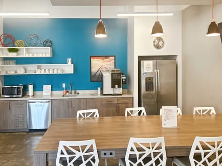 Image 7 of Regus - 1901 Manhattan Blvd, Harvey