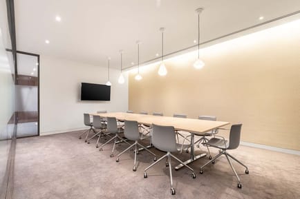Image 3 of IWG (The Clubhouse London) - 8 St James's Square, SW1 - St James's