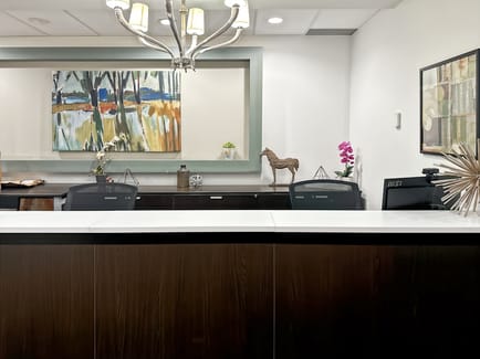 Image 2 of Regus - Bay and Bloor - Bay Street - Toronto, ON
