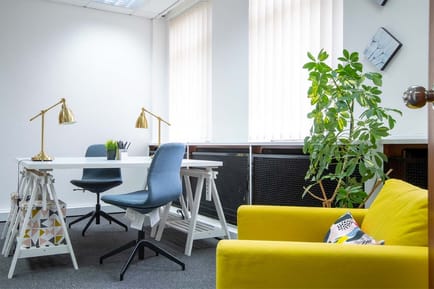 Image 3 of Bizspace - Oaklands Business Centre - Hooton Road, CH66 7NZ - Ellesmere Port