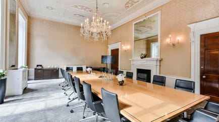 Image 5 of The Argyll Club - 33 St James Square, SW1 - St James
