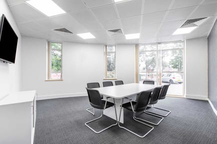 Image 3 of IWG (Regus) - London Rd, TW18 - Heathrow (Staines)