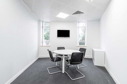 Image 9 of IWG (Regus) - London Rd, TW18 - Heathrow (Staines)