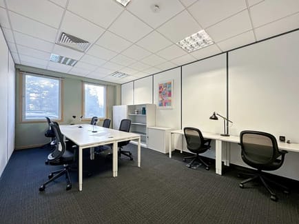 Image 12 of IWG (Regus) - Bath Rd, UB7 - Heathrow