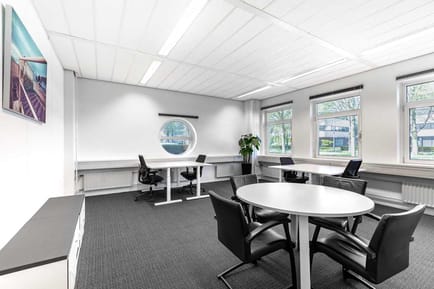 Image 4 of Regus - Schiphol Airport, Tetra - Siriusdreef, Hoofddorp