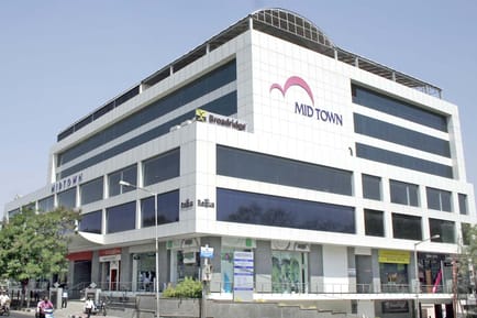 Image 1 of Regus - Mid Town Plaza, Road No.1,Banjara Hills, Hyderabad - 500 034