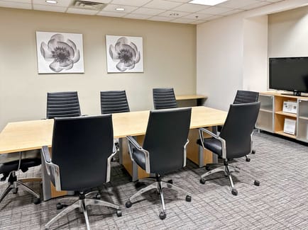 Image 13 of Regus - 1155 North Service Road West - Oakville