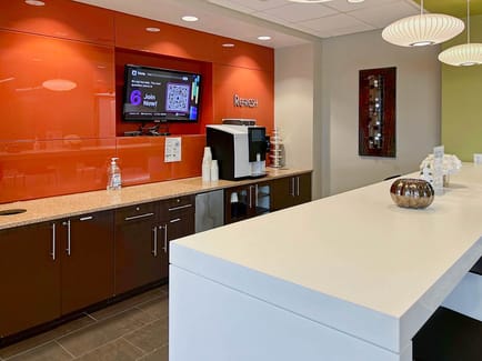 Image 8 of Regus - Wakefield Center - Edgewater Place - Wakefield, MA