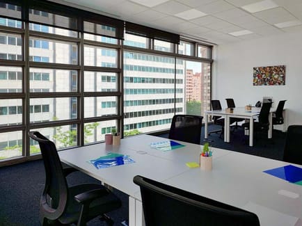 Image 11 of Regus - ZGZ Aragonia - Torre Aragonia - Avenida Juan Pablo II 35 - Zaragoza