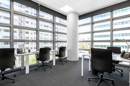 Image 12 of Regus - ZGZ Aragonia - Torre Aragonia - Avenida Juan Pablo II 35 - Zaragoza