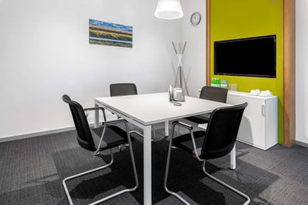 Image 13 of Regus - ZGZ Aragonia - Torre Aragonia - Avenida Juan Pablo II 35 - Zaragoza