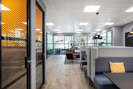 Image 15 of Work.Life - 174 Hammersmith Rd, W6 - Hammersmith (private, co-working, hot-desk)