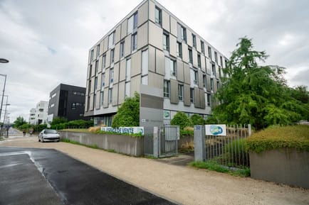Image 1 of Regus - 32 allée Boutaut - Bordeaux