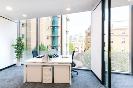 Image 2 of Pure Offices (Managed 94 - 926 sqft) - The Blade, Abbey Street, RG1 3BA - Reading