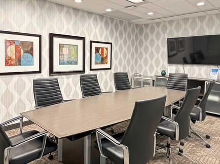 Image 3 of Regus - Bloor and Yonge - Bloor Street West - Toronto, ON
