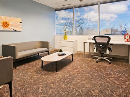 Image 4 of Regus - Precedent Center - Counselors Row - Indianapolis, IN