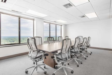 Image 3 of Regus - Clark Tower - Poplar Avenue - Memphis, TN