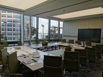 Image 3 of CEO SUITE - Shanghai Lujiazui Financial Plaza - 826 Century Avenue - Pudong - Shanghai