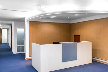 Image 2 of Regus - Algiers, Les Pins Maritimes - Mohammadia