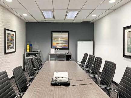 Image 10 of Regus - 2000 McGill College Ave - Montreal