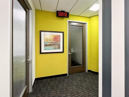 Image 12 of Regus - 2000 McGill College Ave - Montreal