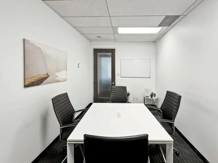 Image 9 of Regus - 2000 McGill College Ave - Montreal