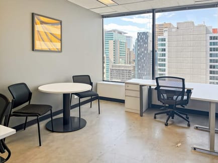 Image 4 of Regus - Calgary Place - 330 5th Avenue SW - Calgary - AB