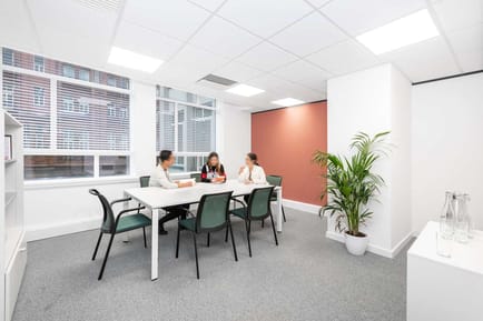 Image 14 of IWG (Spaces) - Peter House - Oxford Street, M1 - Manchester