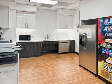 Image 6 of Regus - One Riverway - 777 S. Post Oak Lane - Houston - TX
