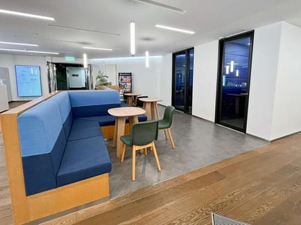 Image 13 of Regus - The Center, 99 Queens Road Central, Hong Kong