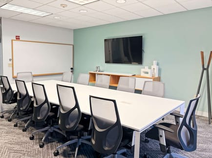 Image 3 of Regus - 160 Clairemont Ave, Decatur - GA