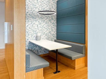 Image 5 of Regus - West Glen Town Center, 5550 Wild Rose Lane, West Des Moines - Iowa
