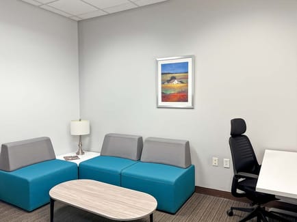 Image 8 of Regus - West Glen Town Center, 5550 Wild Rose Lane, West Des Moines - Iowa