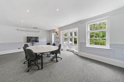 Image 7 of Citibase - Wyvols Court, Swallowfield, RG7 - Reading
