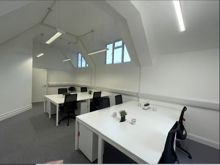 Image 7 of Lentaspace - Hyde Park House, 5 Manfred Road, SW15 - Putney