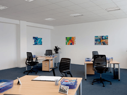 Image 2 of Sirius Facilities GmbH - Templehof - Grosbeerenstrasse, 12107, Berlin-Mariendorf