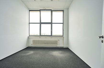 Image 5 of Sirius Facilities GmbH - Templehof - Grosbeerenstrasse, 12107, Berlin-Mariendorf